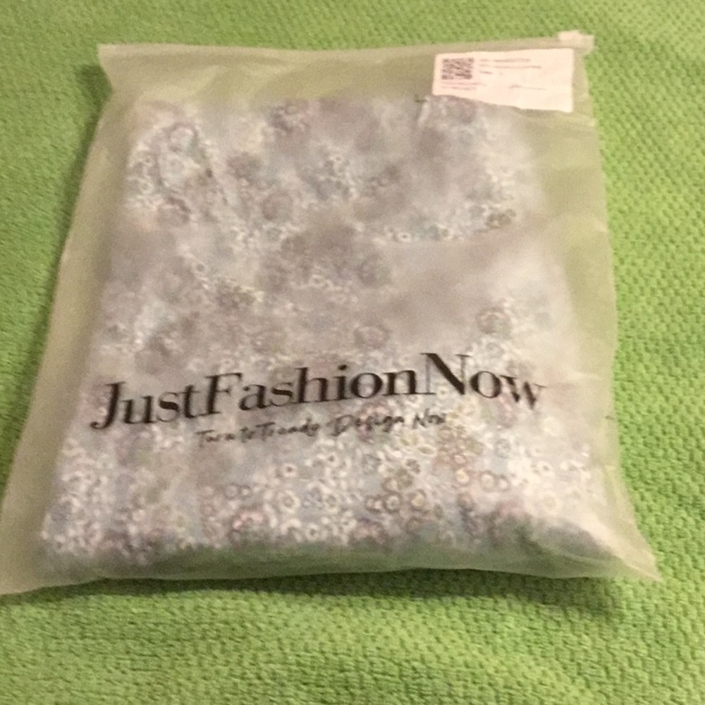 NWT Just Fashion Now Sleeveless Blue and White Maxi Dress - Picture 7 of 7
